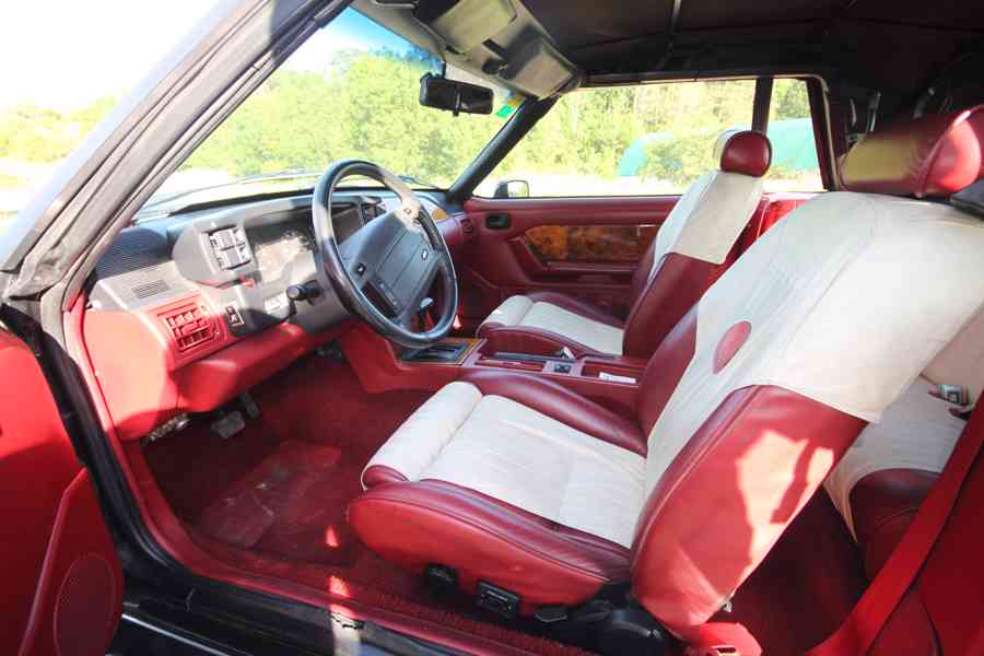 Oldtimer Ford Excalibur Cabrio - foto 8