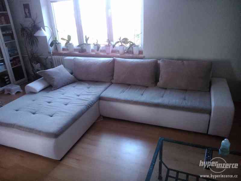 Rohová rozkládací sedací souprava - foto 1