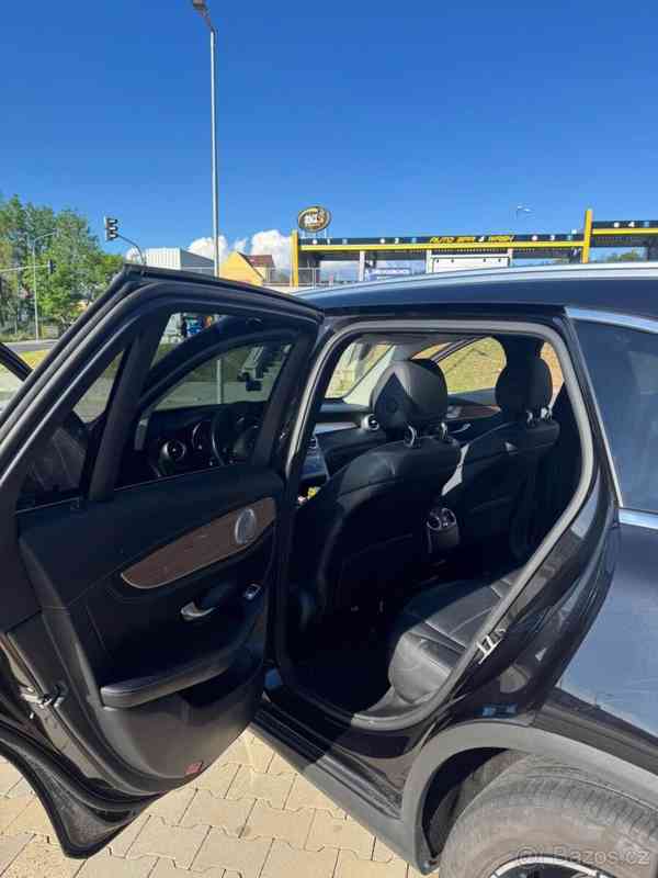 Mercedes-Benz GLC 2,0 - foto 11