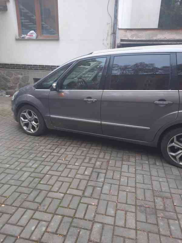 Ford Galaxy 2.2 Tdci 147Kw Titanium r.v.2011 7 míst - foto 2