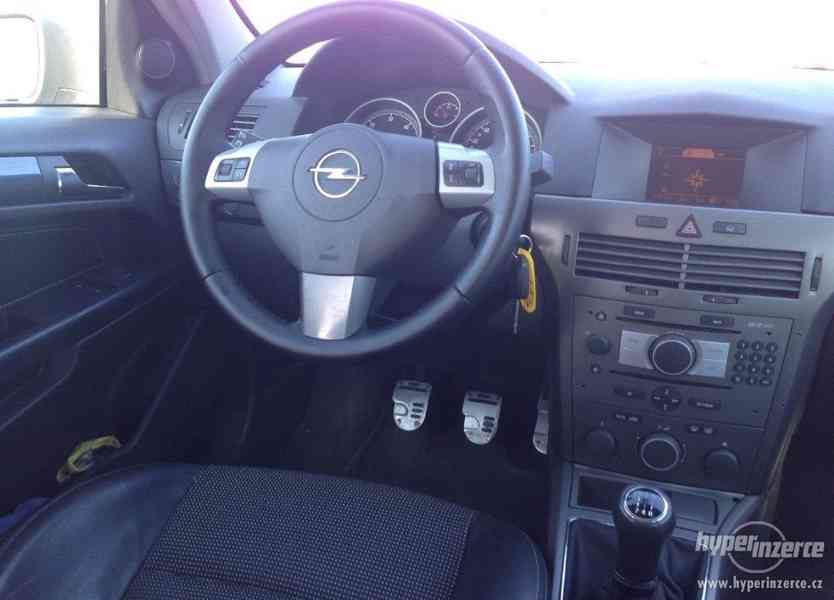 Opel Astra - foto 9