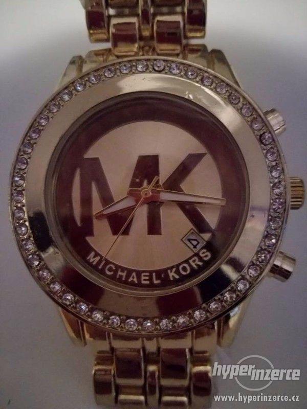 Dámské hodinky Michael Kors - zlaté - foto 1