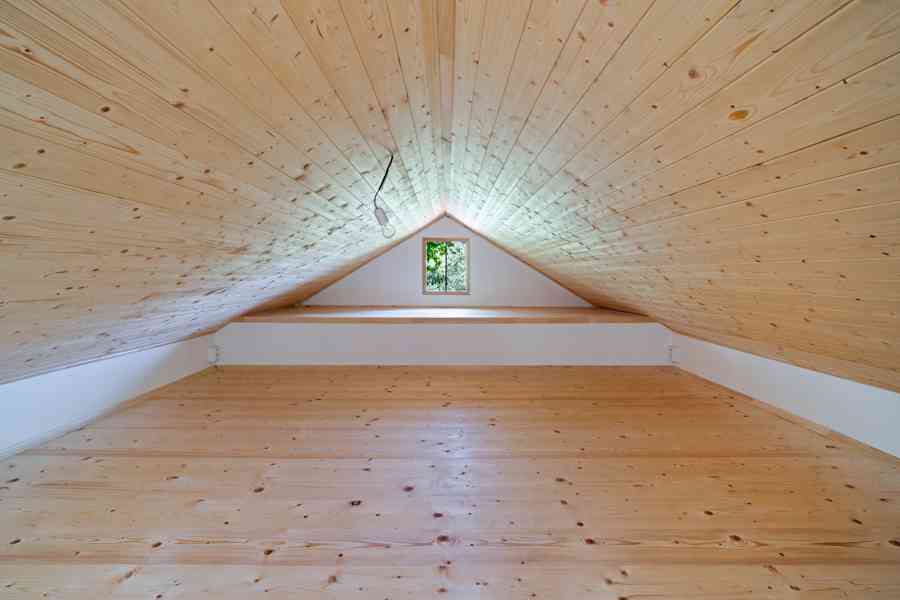 Prodej chatky 2+1 s pergolou a bazénem v Roztokách - foto 12