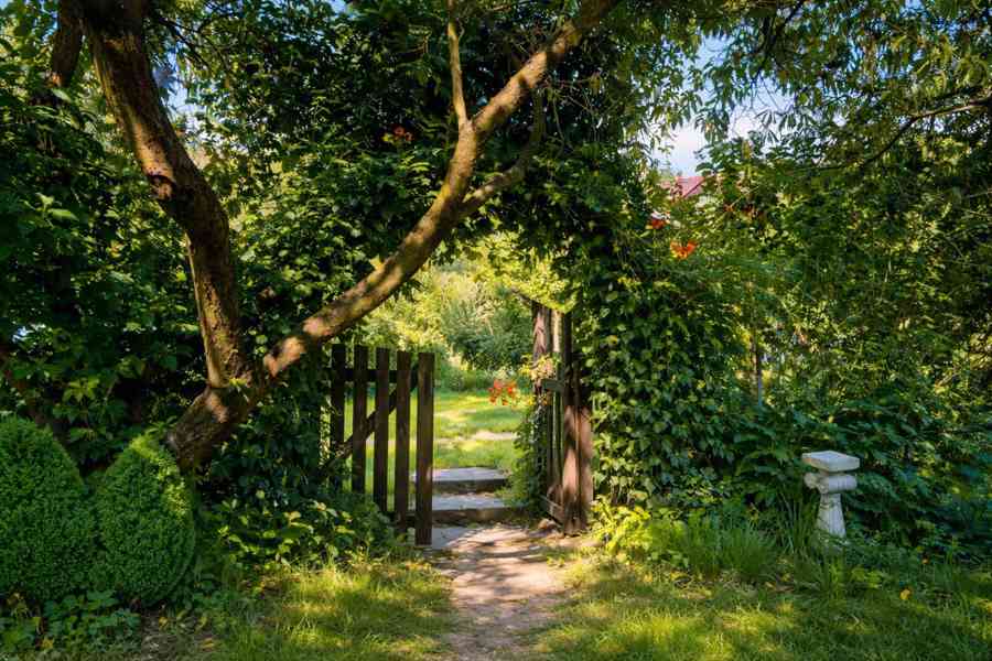 Prodej chatky 2+1 s pergolou a bazénem v Roztokách - foto 29