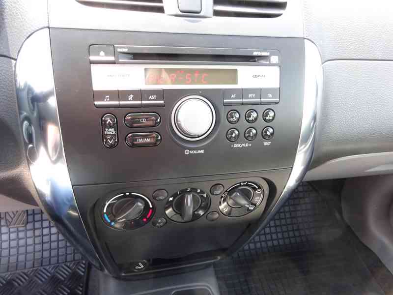 Suzuki SX4 1.6i r.v.2014 1.Maj.serv.kníž.ČR - foto 8