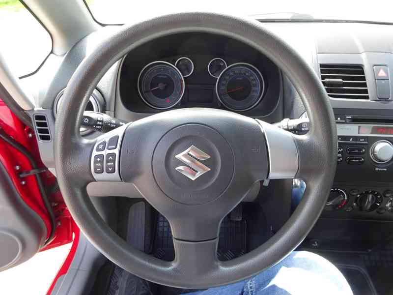 Suzuki SX4 1.6i r.v.2014 1.Maj.serv.kníž.ČR - foto 9