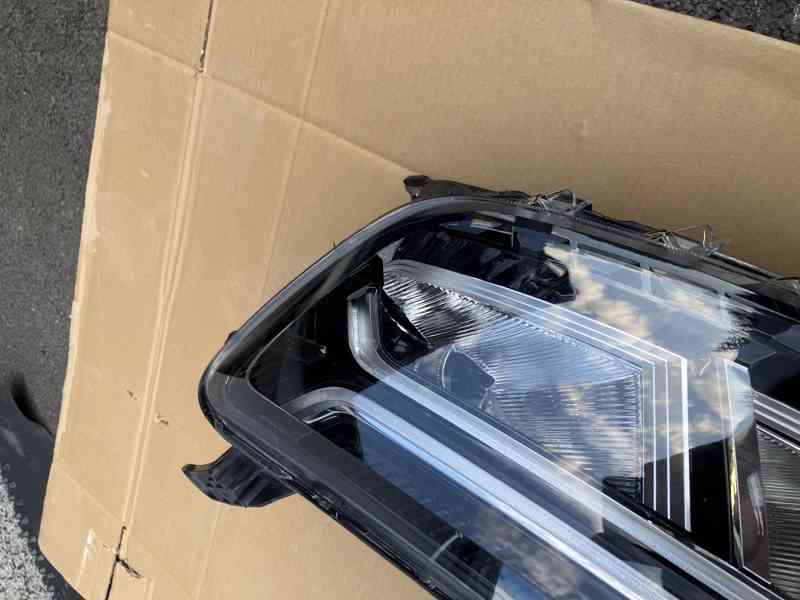 predni svetlo svetla dacia Duster ll 2 lift 21-24 - foto 11