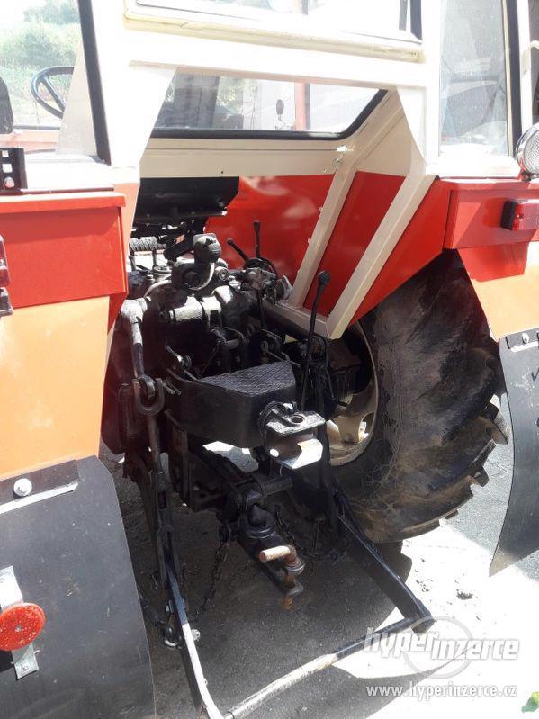 Traktor 5711 - foto 3