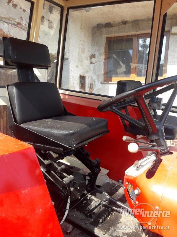 Traktor 5711 - foto 4