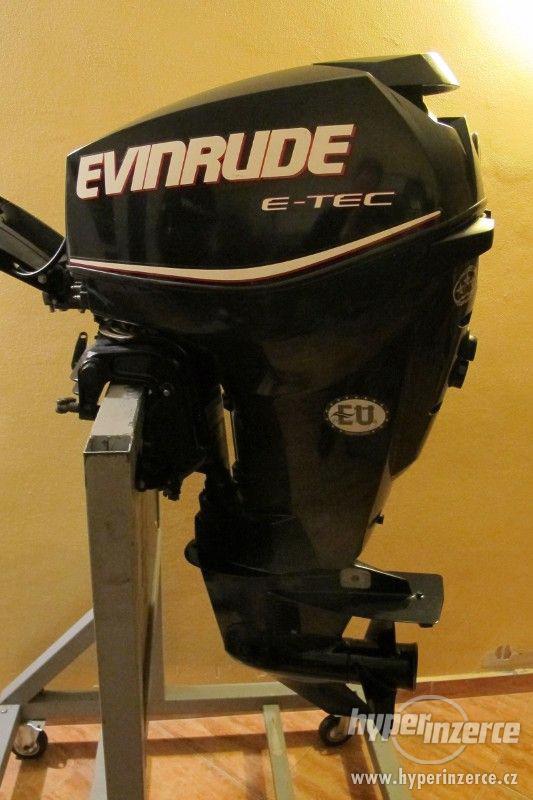 Lodní motor EVINRUDE 30hp, E-TEC - foto 3