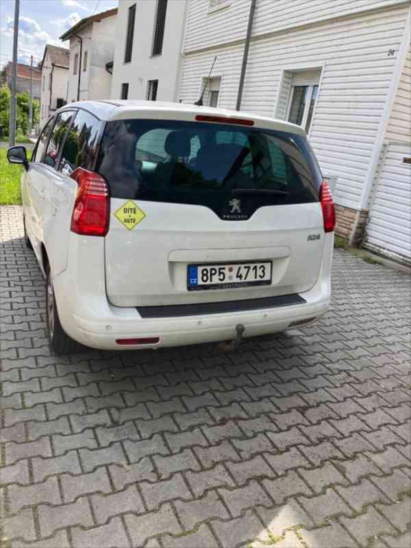 Peugeot 5008 2,0 HDi 110 kW, r.v. 2015, super s - foto 7