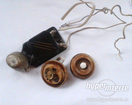 domovní zvonek elektrický , stáří 80 let - foto 1