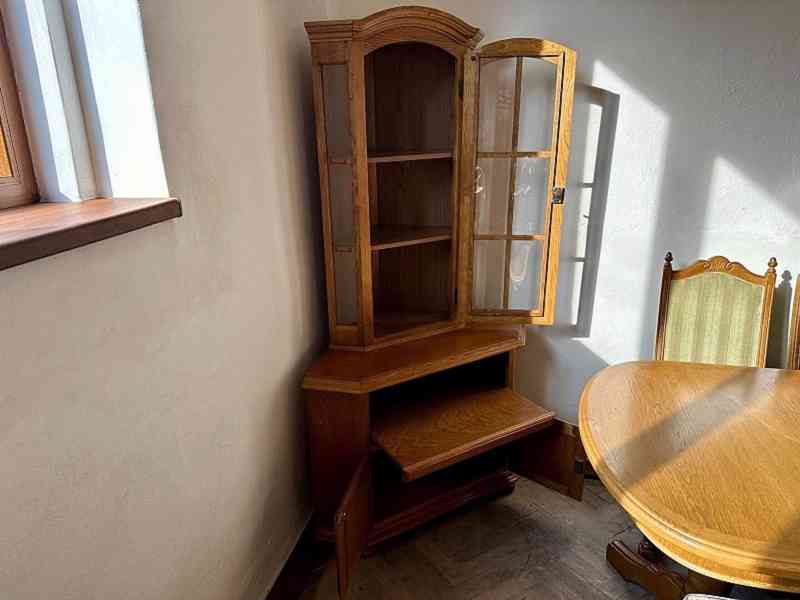  707 Komoda rustikální rohová se skleníkem  - foto 2