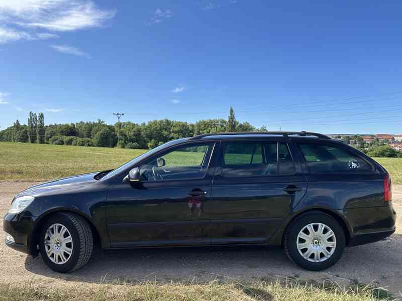 Škoda Octavia 2 1.6 TDI 77kw - foto 2