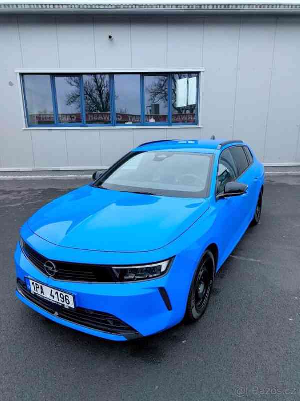 Opel Astra 1,2   96kw MT6 - foto 4