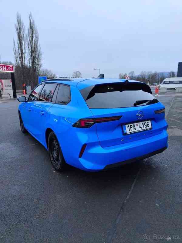 Opel Astra 1,2   96kw MT6 - foto 7