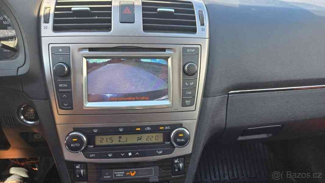Toyota Avensis 2,0 TDI nafta - foto 11