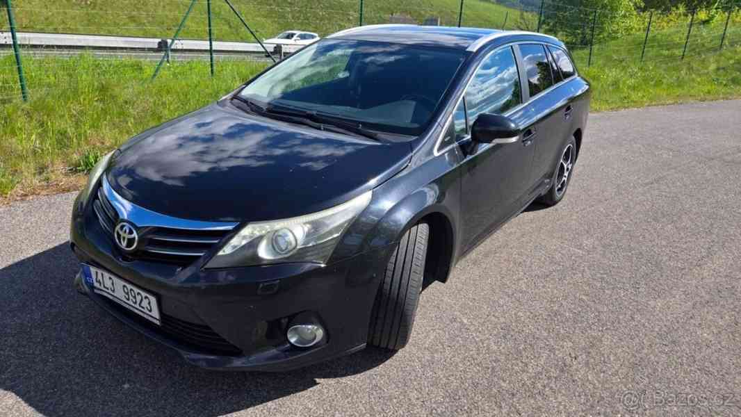 Toyota Avensis 2,0 TDI nafta - foto 7