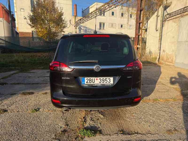 Opel Zafira 2,0   C 125kW automat - foto 4