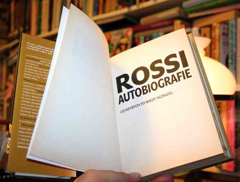 VALENTINO ROSSI - AUTOBIOGRAFIE - CO KDYBYCH TO NIKDY... - foto 6