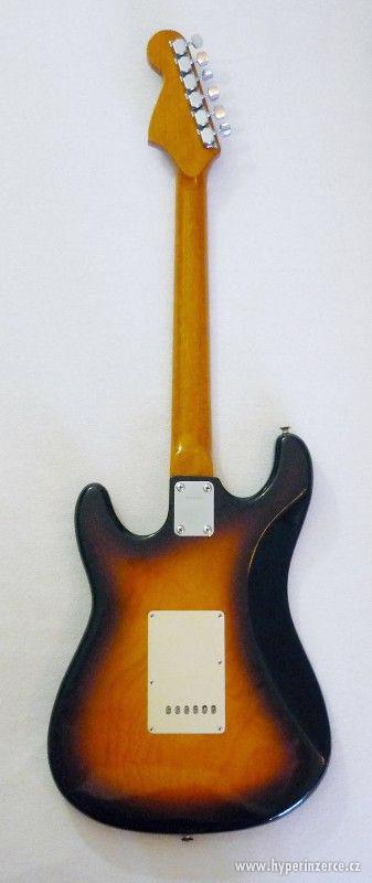 El. kytara kopie Fender Strat, Made in Japan, r.v.1973 - foto 3