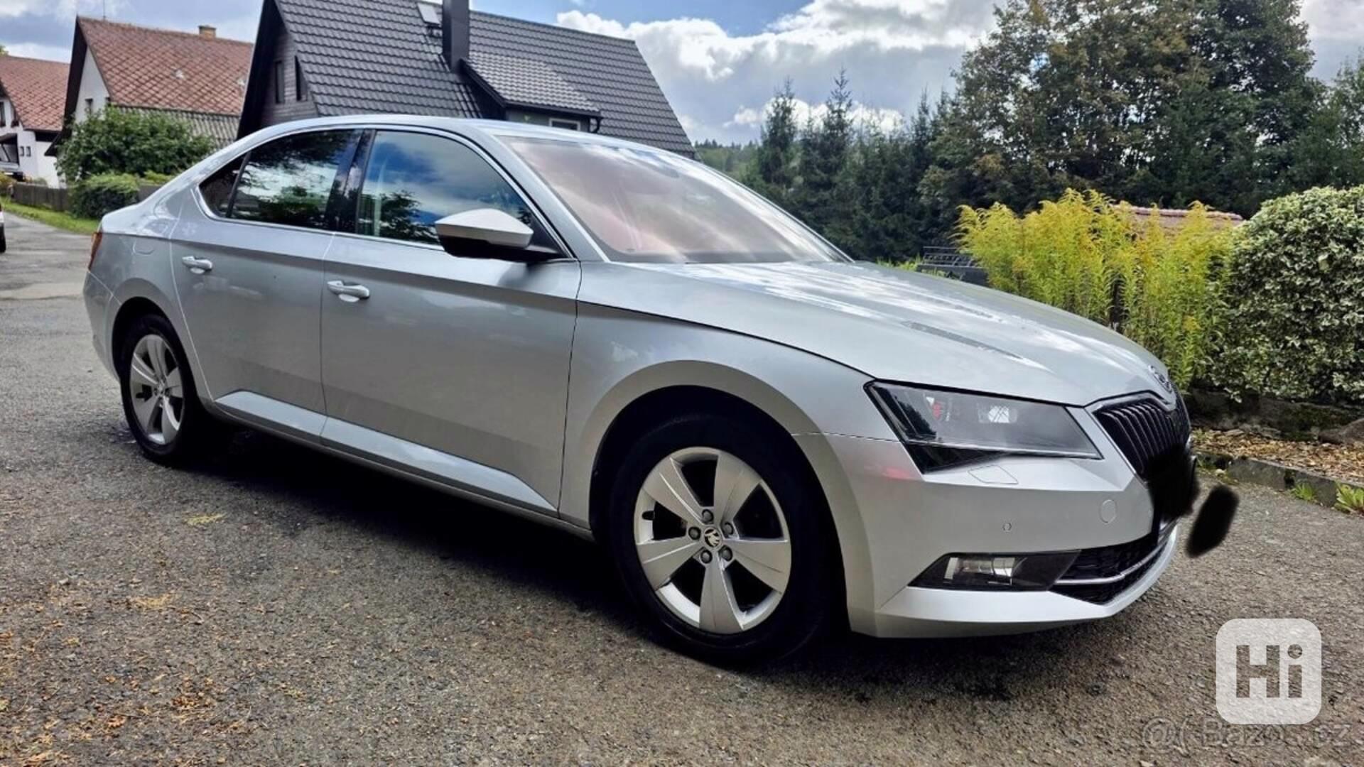 Škoda Superb 1,8 - foto 1