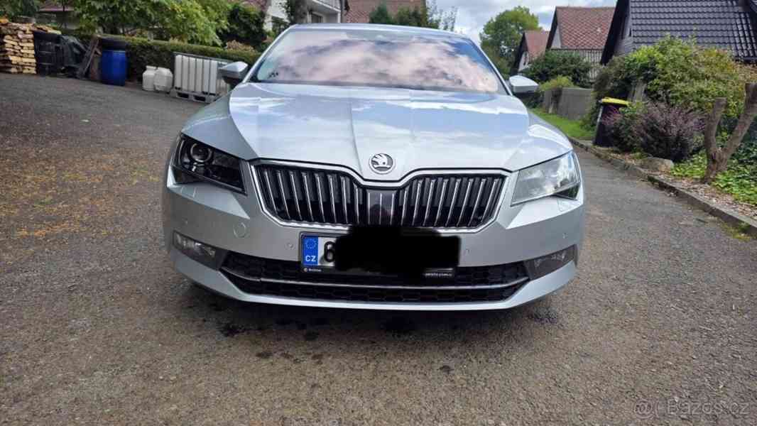 Škoda Superb 1,8 - foto 7
