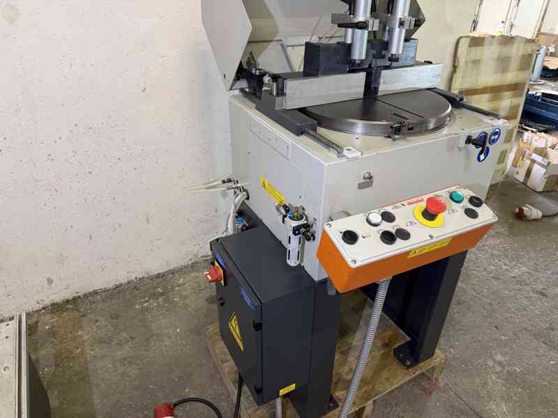 elumatec TS 161/30 Stolní pila  - foto 7