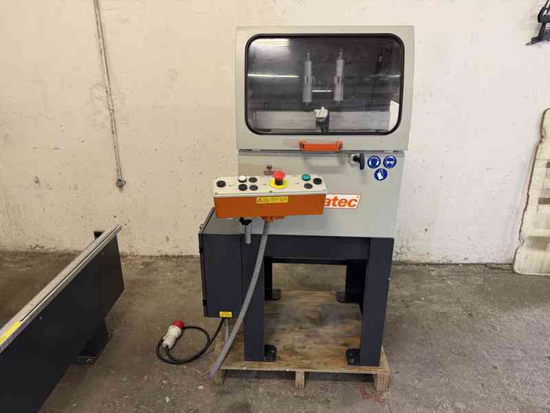 elumatec TS 161/30 Stolní pila  - foto 4