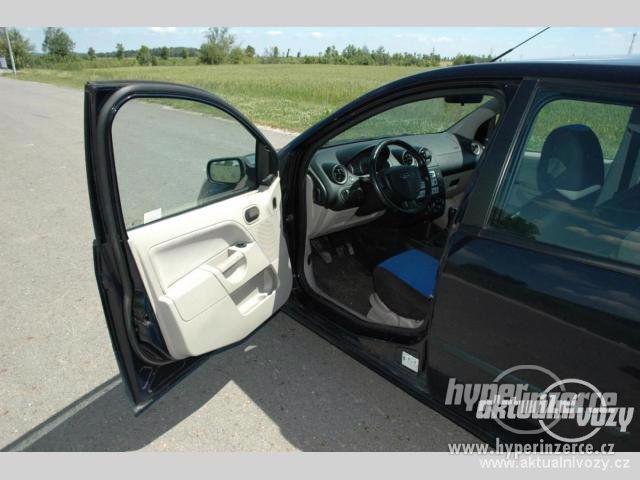 Ford Fiesta 1.3, benzín,  2005, el. okna, STK, centrál, klima - foto 4