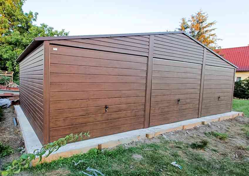 Plechová garáž 9x6m sedlová střecha 3x výklopná vrata TS258 - foto 6