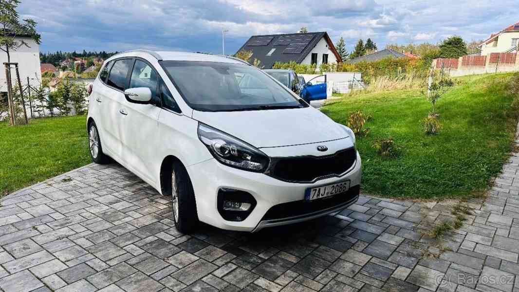 Kia Carens 1,7 - foto 1