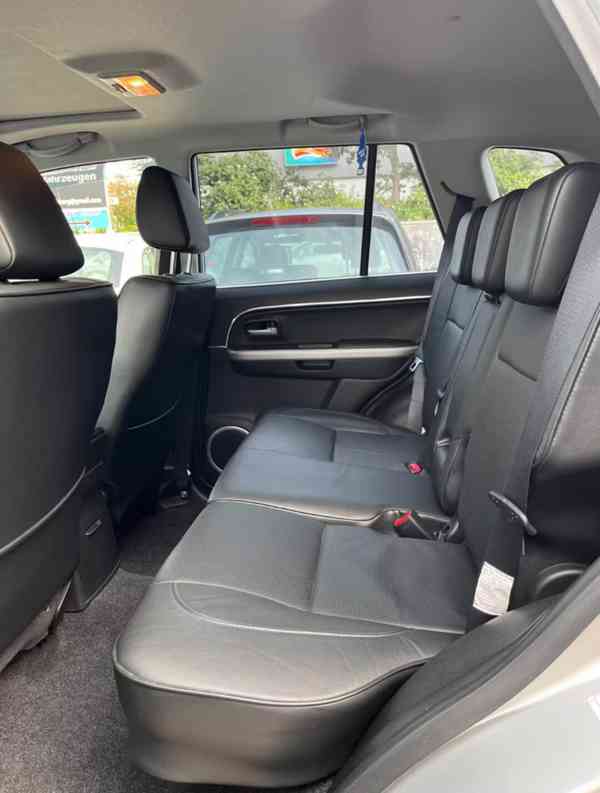 Suzuki Grand Vitara 2.0i Comfort+ benzín 103kw - foto 13