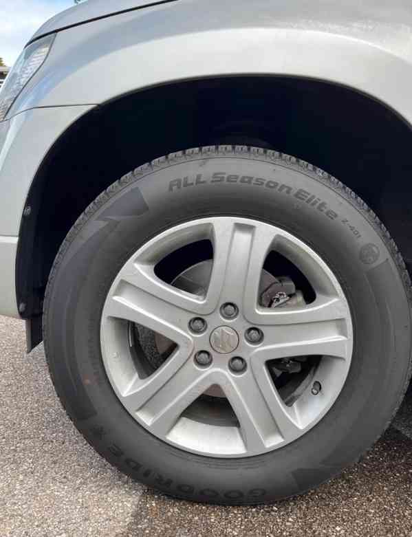 Suzuki Grand Vitara 2.0i Comfort+ benzín 103kw - foto 23