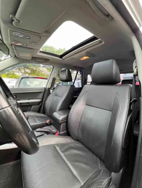Suzuki Grand Vitara 2.0i Comfort+ benzín 103kw - foto 20