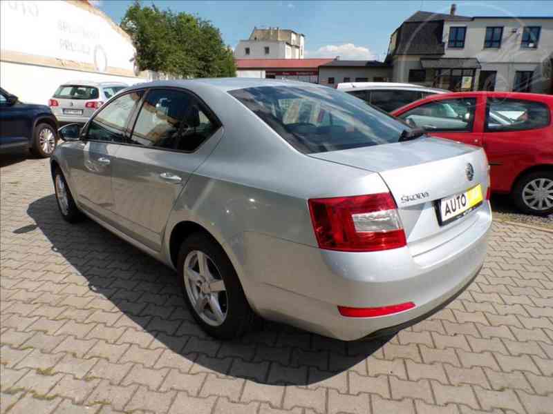 Škoda Octavia 1,6 TDI DIGI.KLIMA - foto 3