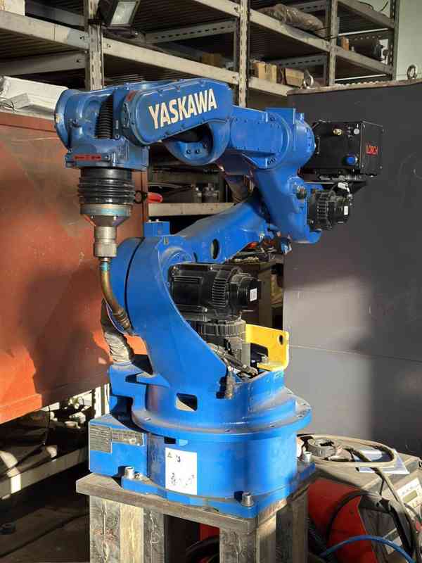 Robotizované svařovací pracoviště Yaskawa MA2010 - foto 3