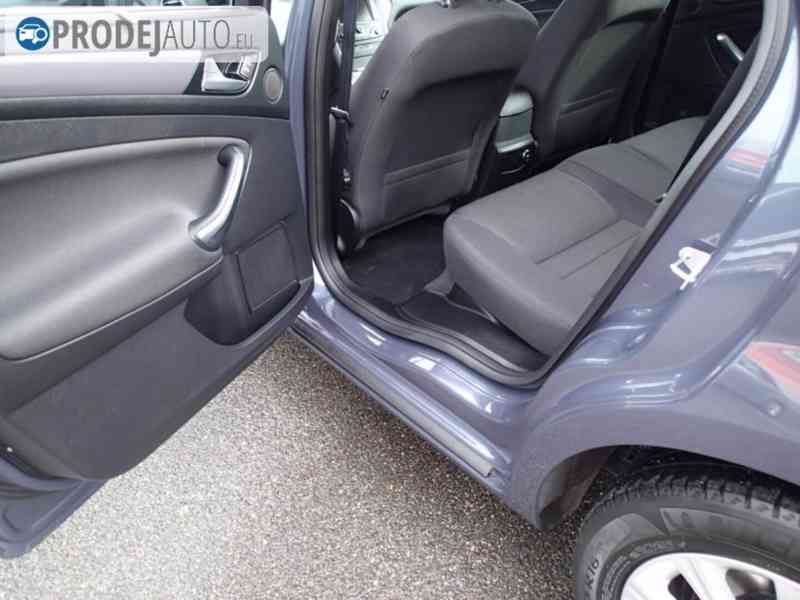 Ford Mondeo 147 kW - foto 10