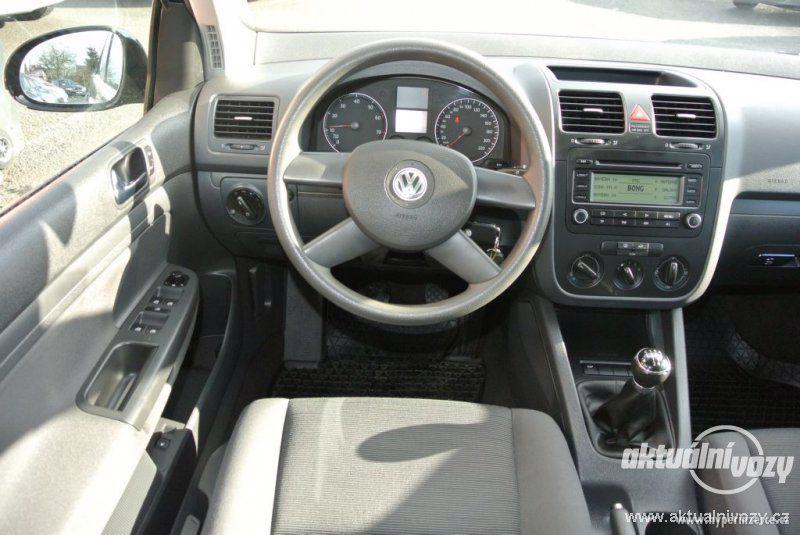 Volkswagen Golf 1.4, benzín, r.v. 2004 - foto 26