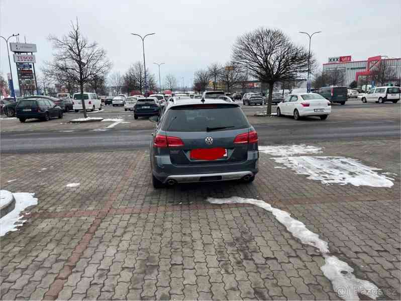Volkswagen Passat 2,0   b7 ALLTRACK TDI 4x4 - foto 9