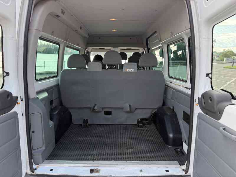Ford Transit 2.2 TDCi 92Kw Bus 9 míst - foto 11