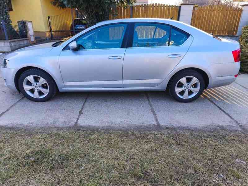 Škoda Octavia 1,4   TSI, 103kW, 2/2013, 142.500 km - foto 13