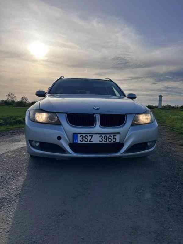 BMW E91 320D 120kw Rok 2006 automatická převodovka - foto 3