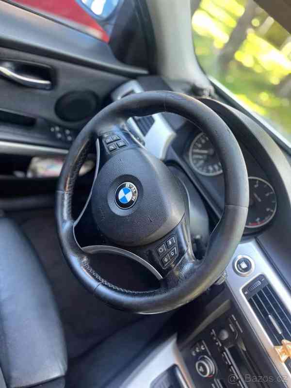 BMW E91 320D 120kw Rok 2006 automatická převodovka - foto 20