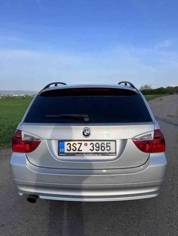 BMW E91 320D 120kw Rok 2006 automatická převodovka - foto 2