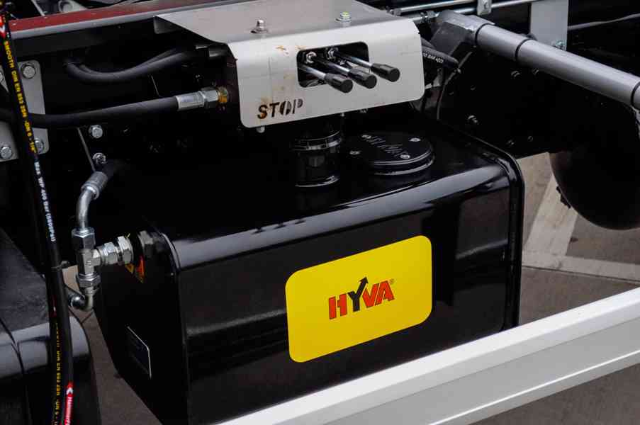 MAN TGM 15.250 NOVÝ HÁKOVÝ NOSIČ KONTEJNERŮ HYDRAULICKÁ RUKA - foto 32