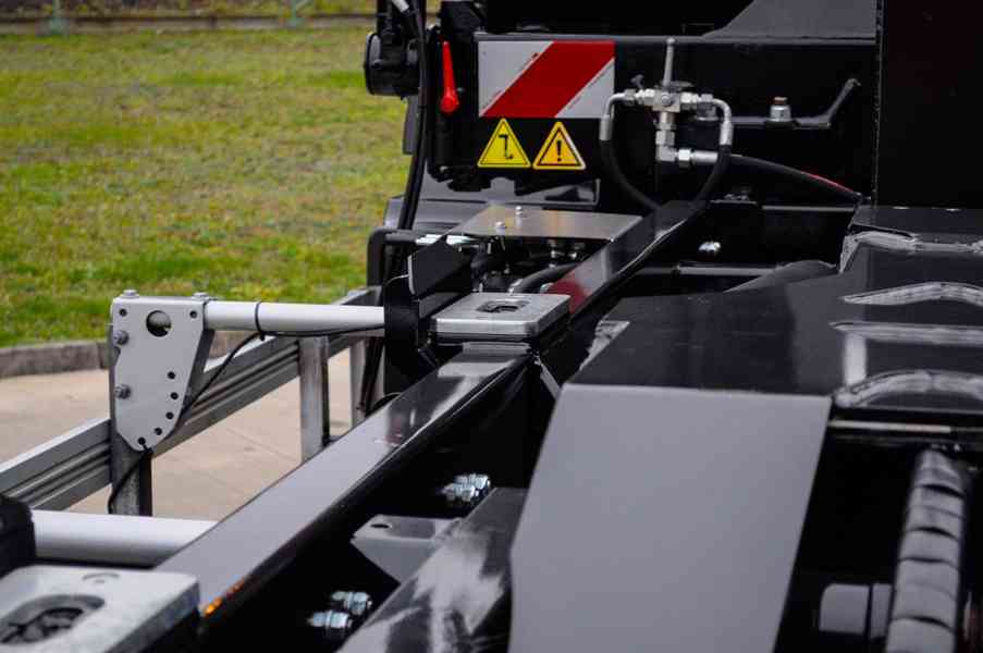 MAN TGM 15.250 NOVÝ HÁKOVÝ NOSIČ KONTEJNERŮ HYDRAULICKÁ RUKA - foto 28