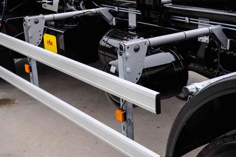 MAN TGM 15.250 NOVÝ HÁKOVÝ NOSIČ KONTEJNERŮ HYDRAULICKÁ RUKA - foto 31