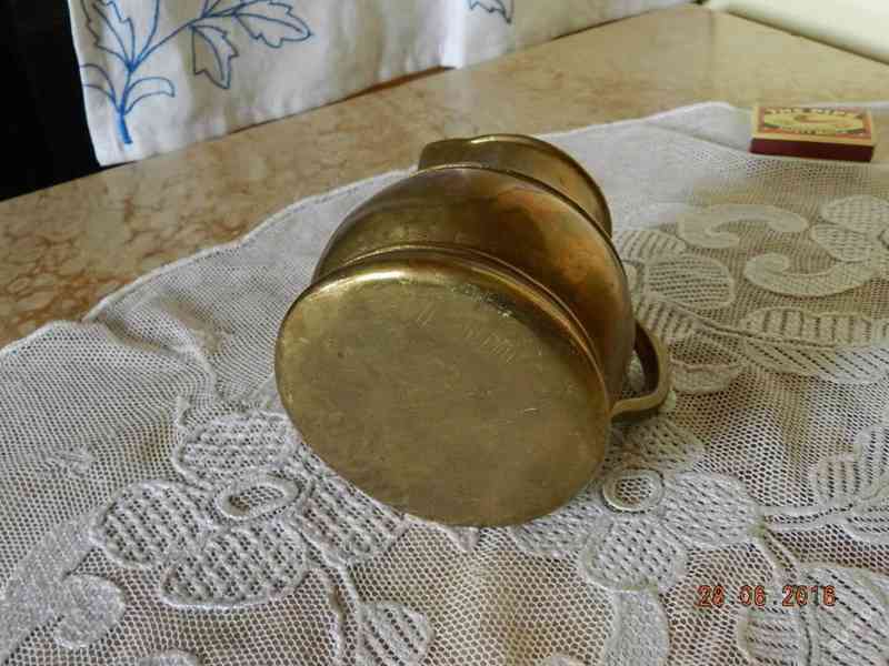 Krásný starý menší bronzový džbánek - foto 5