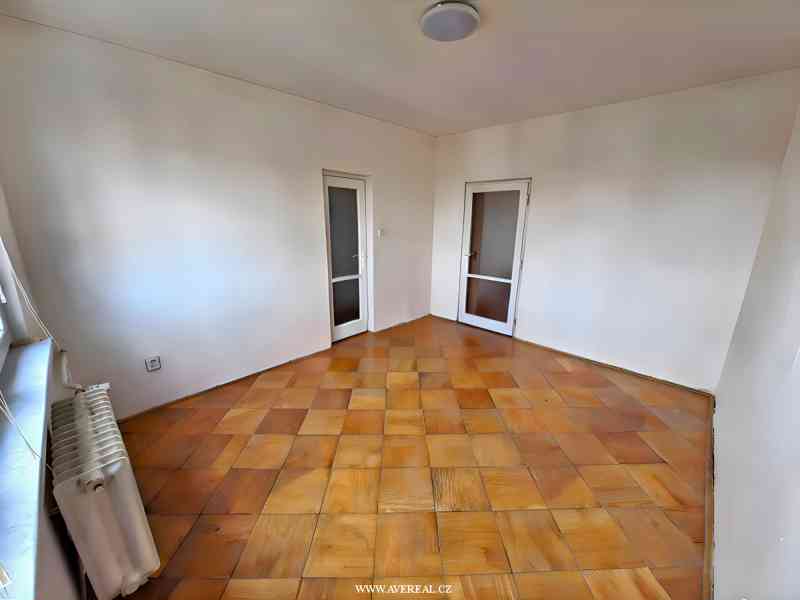 Pronájem bytu 2+1/L (56 m²), ul. Tuchorazská, Praha 10 - foto 6